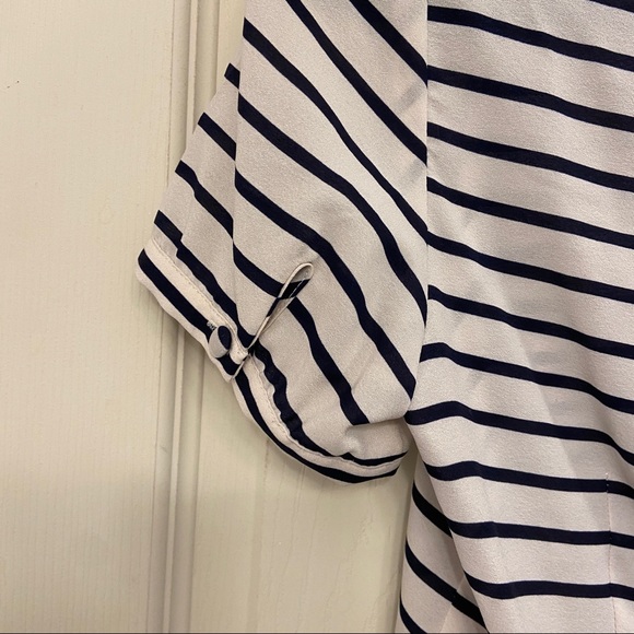 Stripped Croptop. Size Small. Great condition 9/10. - Picture 4 of 5